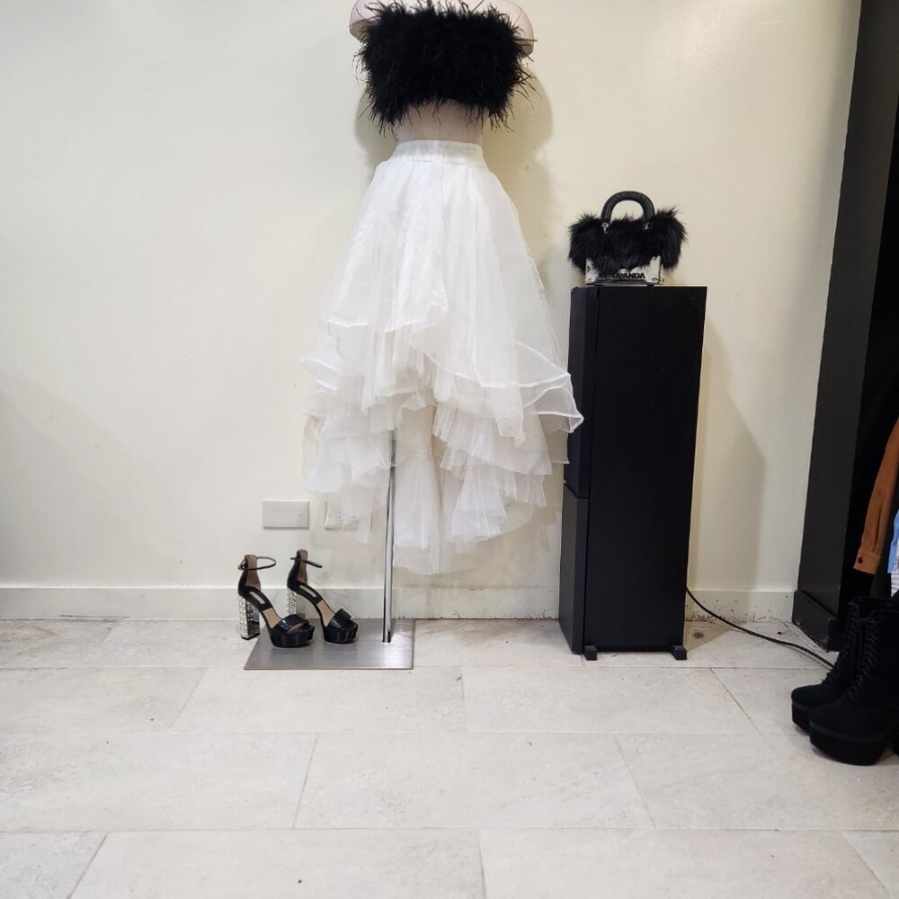 💋BOMBSHELL!💋 GRACIA WHITE HIGH-LOW LAYERED RUFFLED PLEATED TULLE & MESH SKIRT - Picture 9 of 16